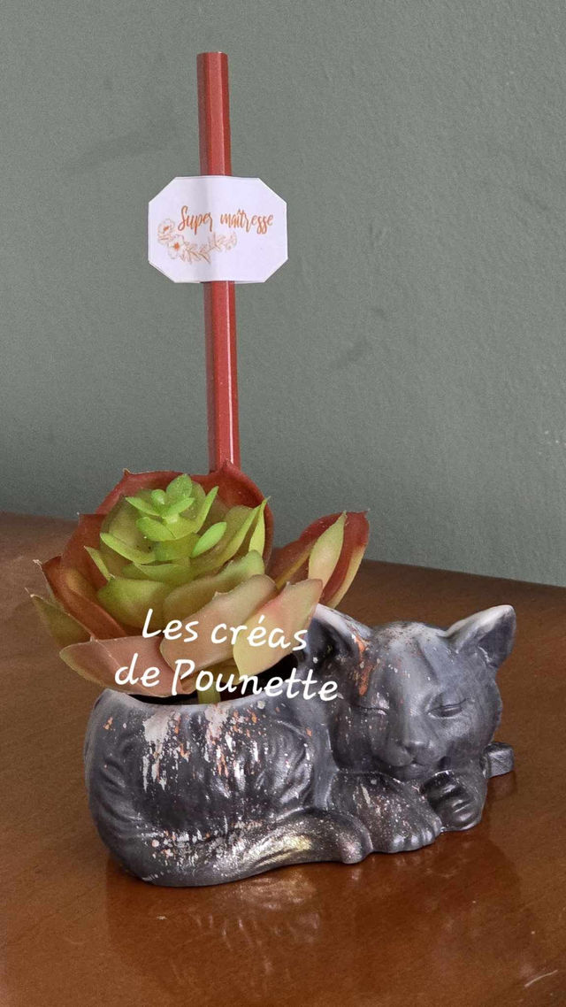 Pots animal décorés avec crayon - partie 1