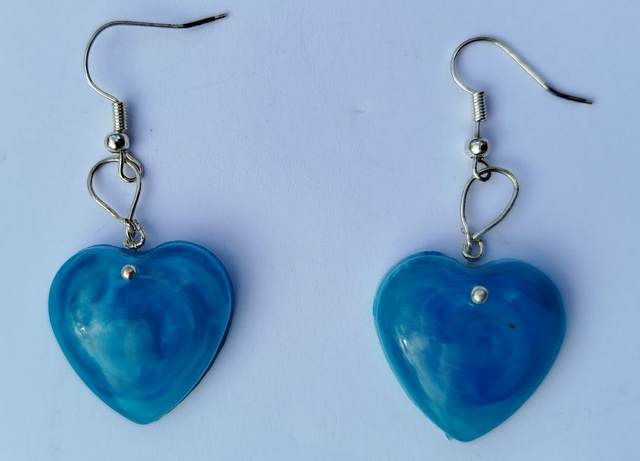 Boucles d'oreilles en résine