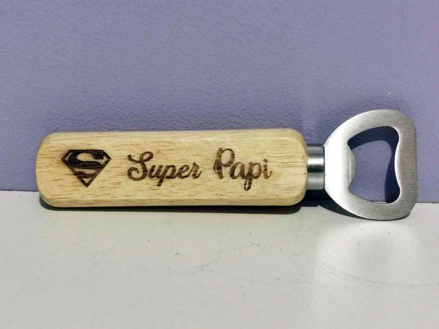 Décapsuleur gravé &quot;Super Papi&quot;