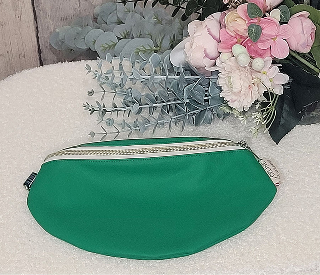 Sac banane simili cuir vert