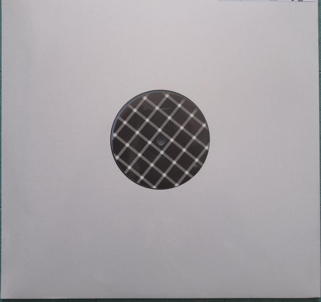 Microworld - Signals / Smile - PETITE1.5 - 12"