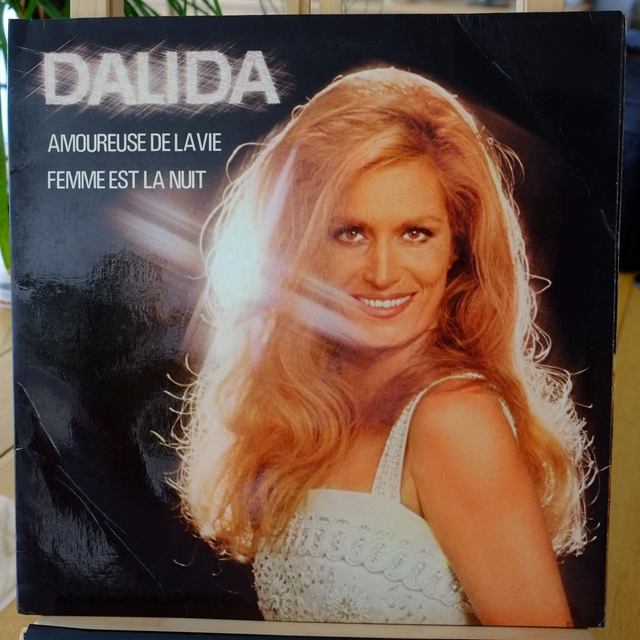 DALIDA - Amoureuse de la vie - Femme est la nuit