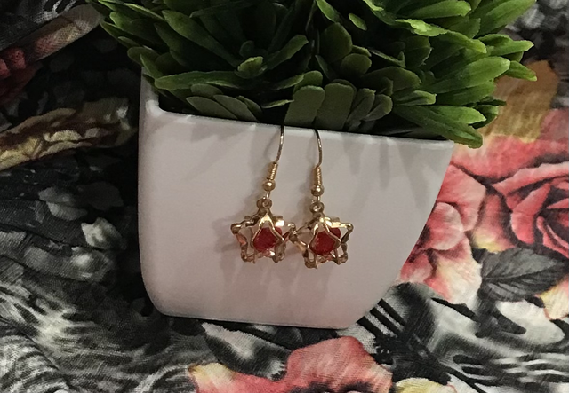 Gold Colour Dangling- GCD49