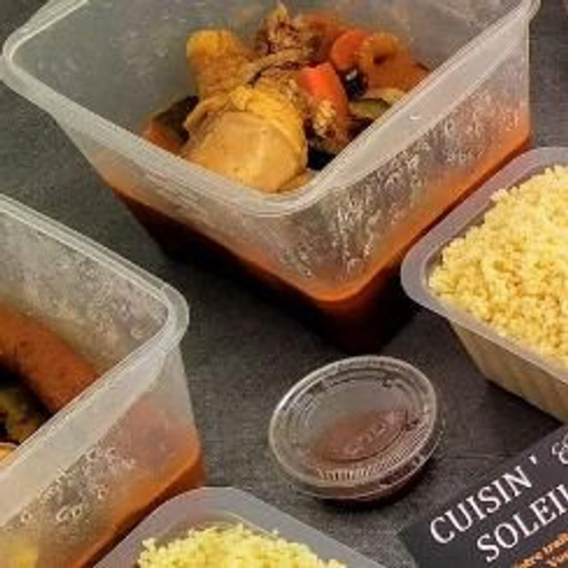 Couscous Poulet ( sur commande 48 heures avt / à partir de 10 parts commandées )