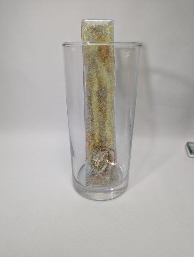 Touillette en poudre de verre + eau jaune/ rouge/ bleu