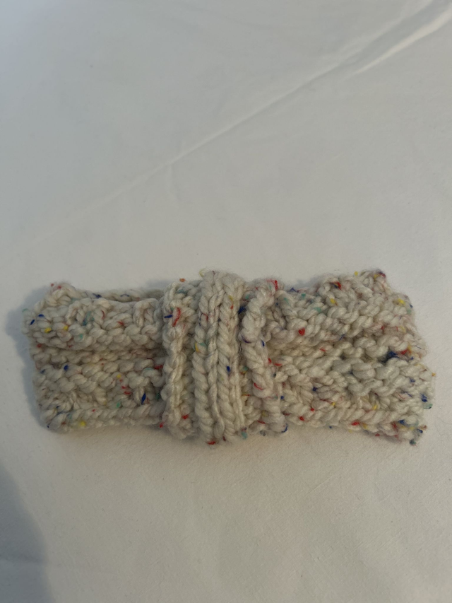 7027  child's ear warmers