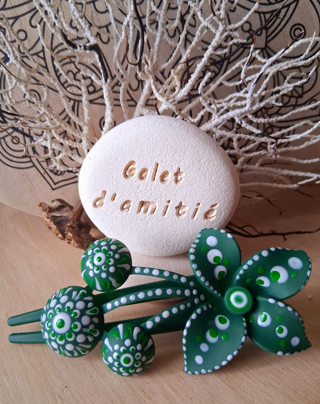 Pince à cheveux mandala verte