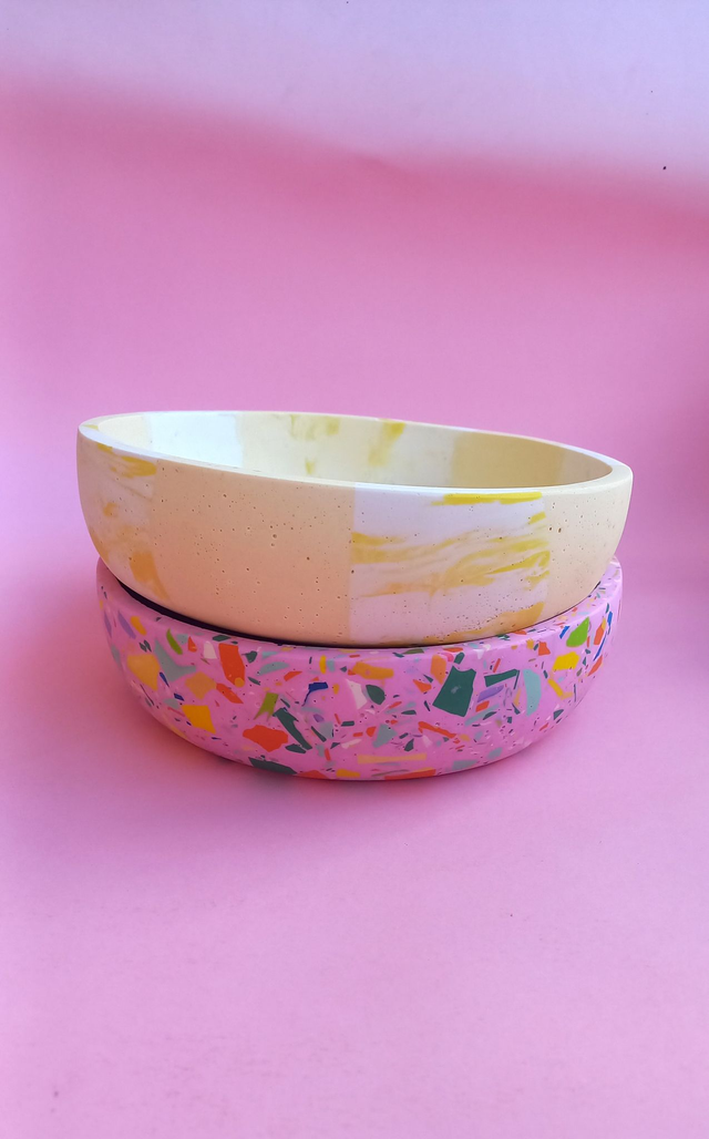 Beżowa miska terrazzo do kuchni na owoce lub dekoracyjna