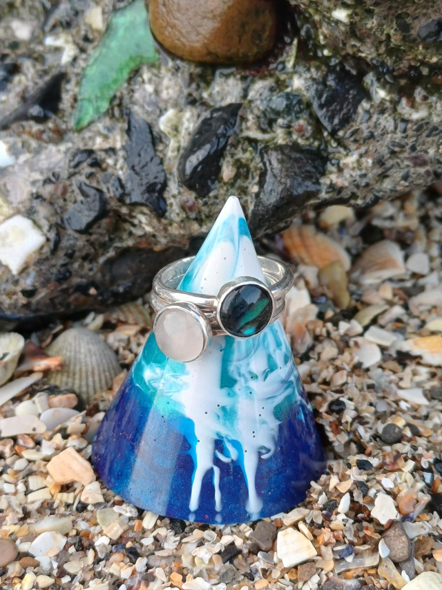 Shoreline Layers Stacking Rings Trio