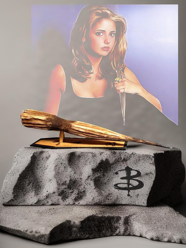 Réplique en bois du Pieu Personnel de Buffy inspiré de la série buffy the vampire slayers – l’artelier de Julien