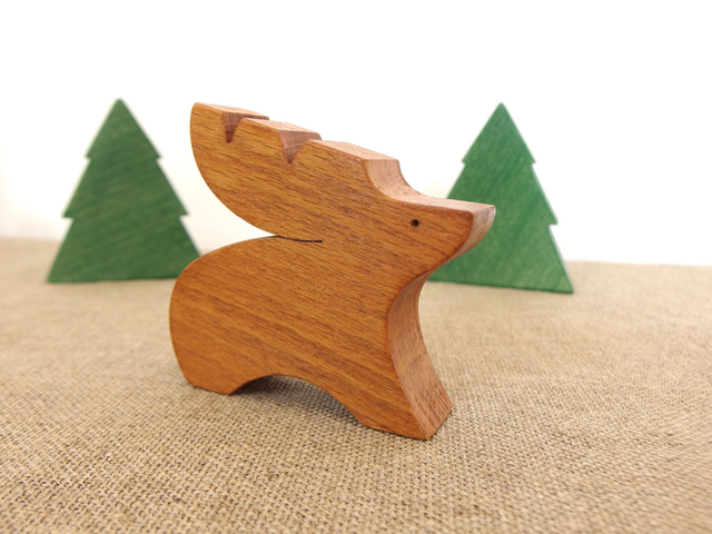 Cerf teinte chêne doré