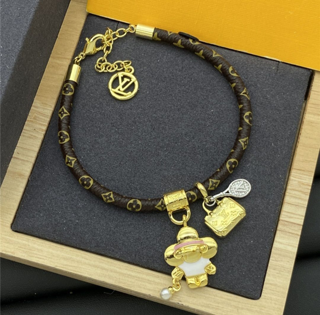 Bracelets LV avec coffret 