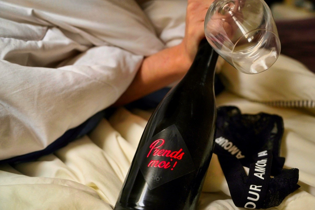 PRENDS-MOI (2021) / CLOTILDE PAIN / Rouge