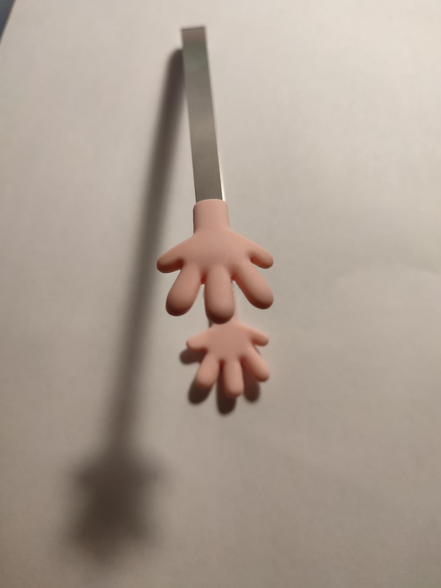 Pince à sucre mains