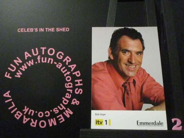 Anthony Audenshaw (Bob Hope) Original Emmerdale Yellow &amp; Black Itv1 Logo Cast Card (2)(SEE PIC)