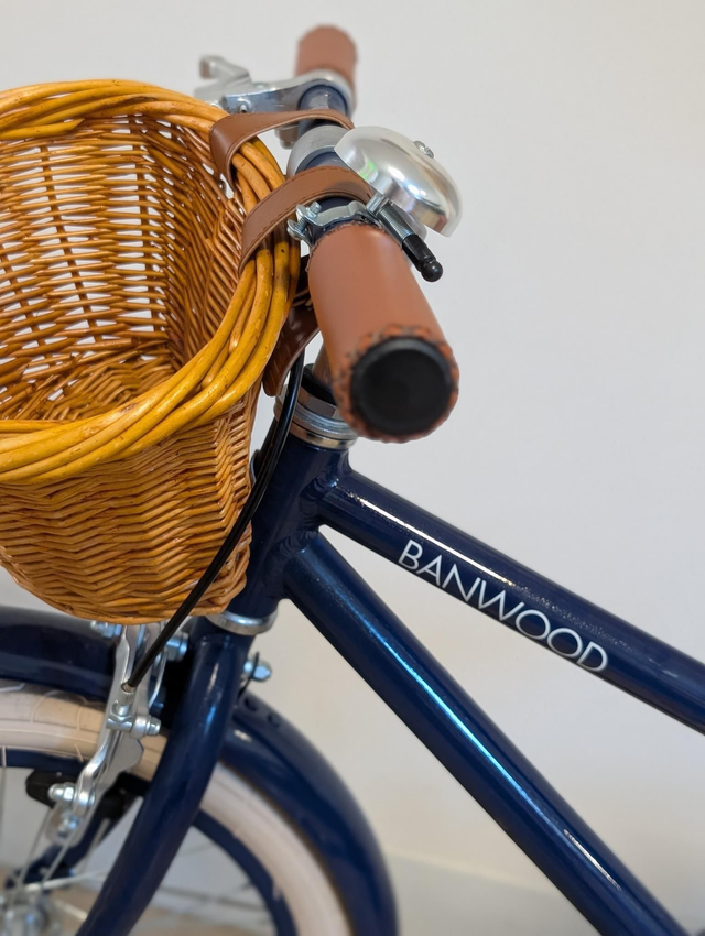 Vélo Banwood classic 16" vintage. Livraison Mondial Relay : non disponible pour cet article.