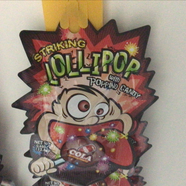 Hong Kong STRIKING Lollipop Popping Candy Cola 13.8g
