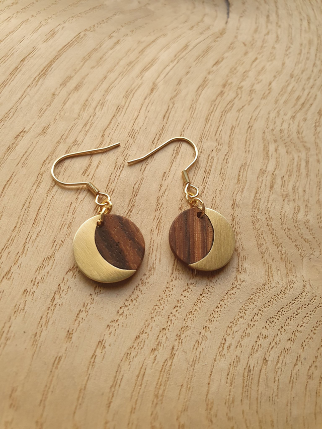 Boucle d'oreille Eclipse