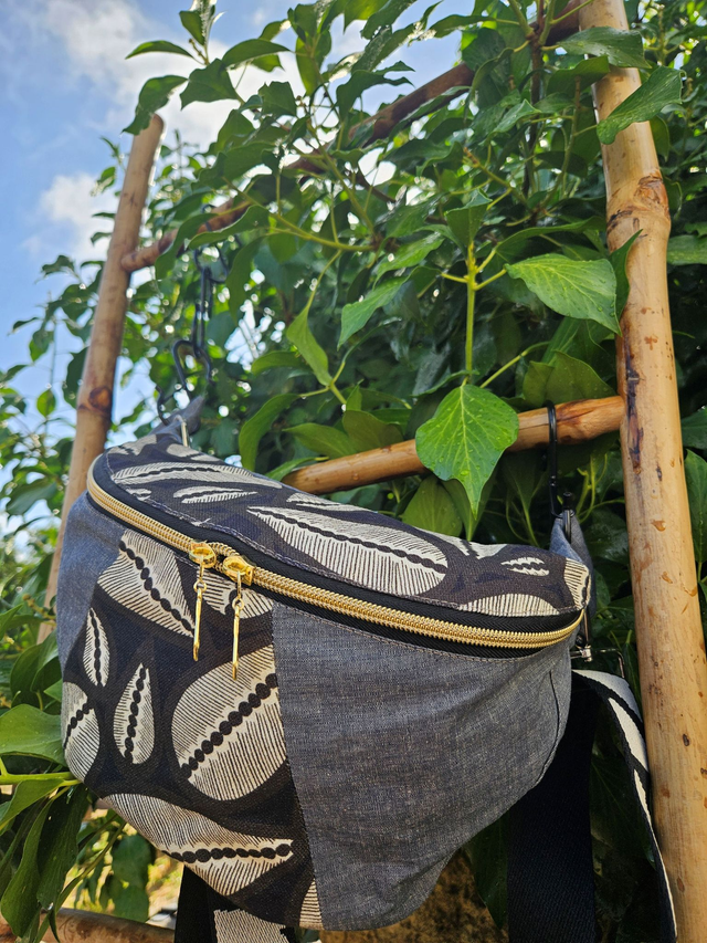 Banane Denim clair et Wax Lima Brun écru - Taille M