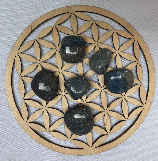 Pierre roulée en Aventurine Bleue