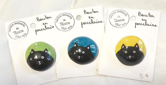 Bouton gros chat noir 