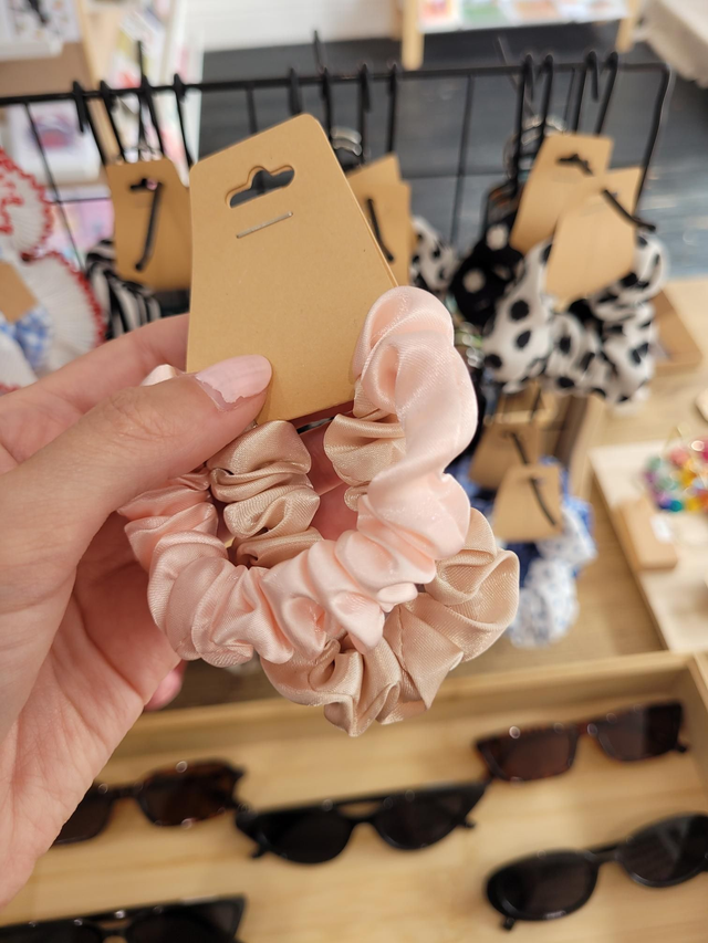 Satin scrunchie duo - thin - peach and champagne - HE-073