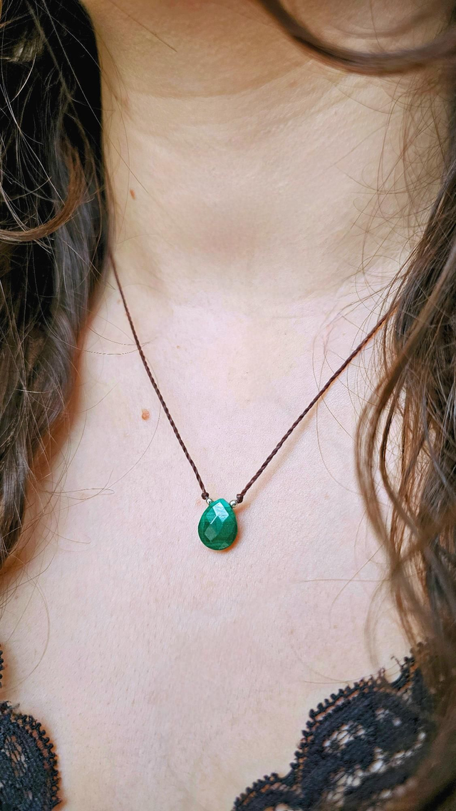 Collier pierre naturelle malachite macramé réglable