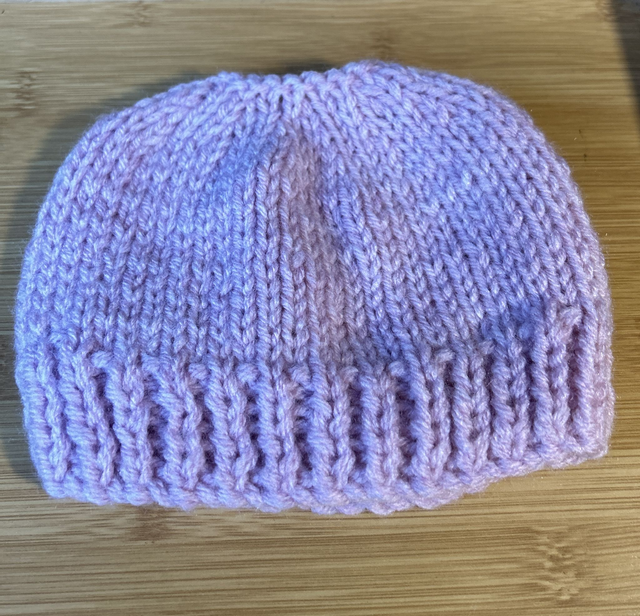 7076. Children's bun hat..