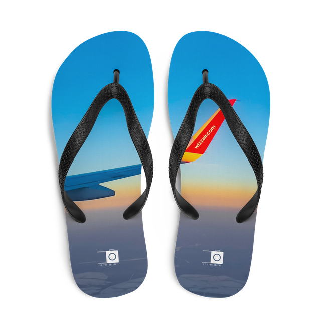 Infradito sunrise airplane fly