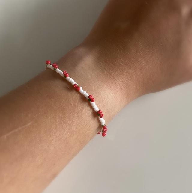 Bracelet de perles cerises