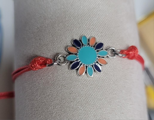 Bracelet simple fleur 