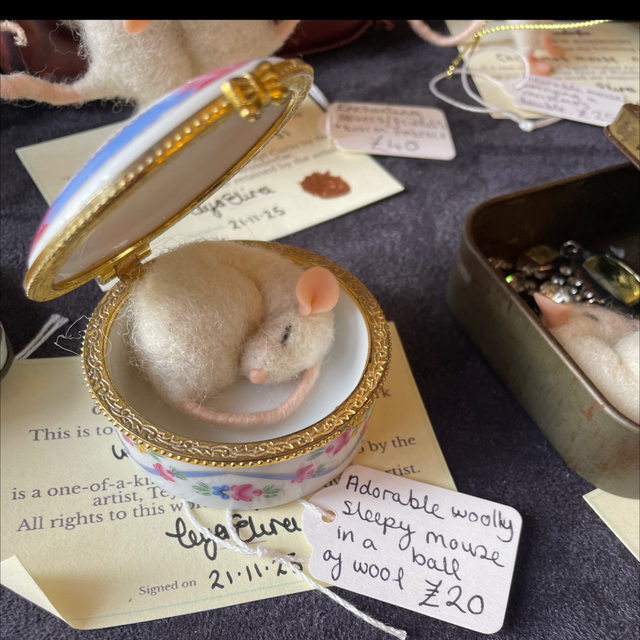 Trinket Ceramic Box Mouse