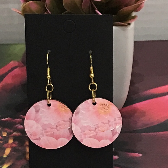 Wood Mixed Coloured Dangling Earrings- MSDE42