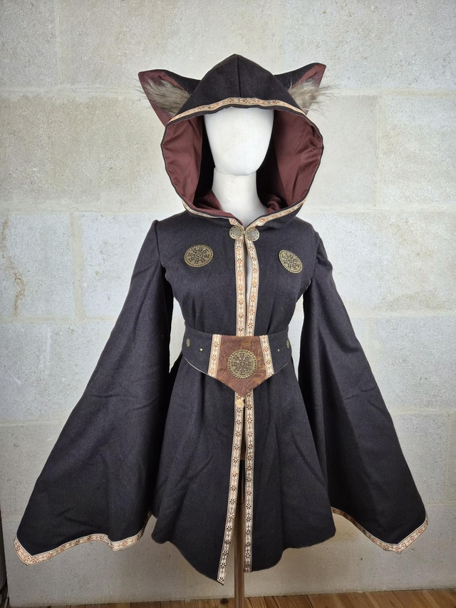 Cape à oreilles + Ceinture Marron