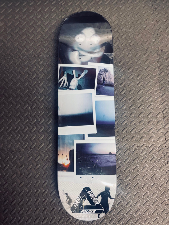 Palace skateboards - CHEWY - 8,37''