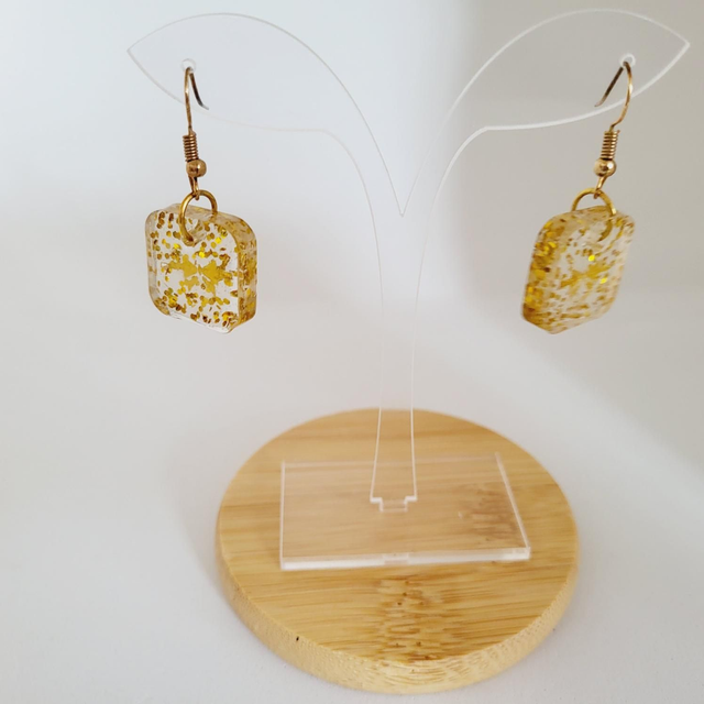 BOUCLE D’OREILLE CADEAUX 