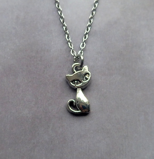 Tiny Cat Necklace 