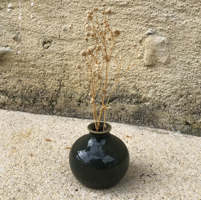 Tiny vase I