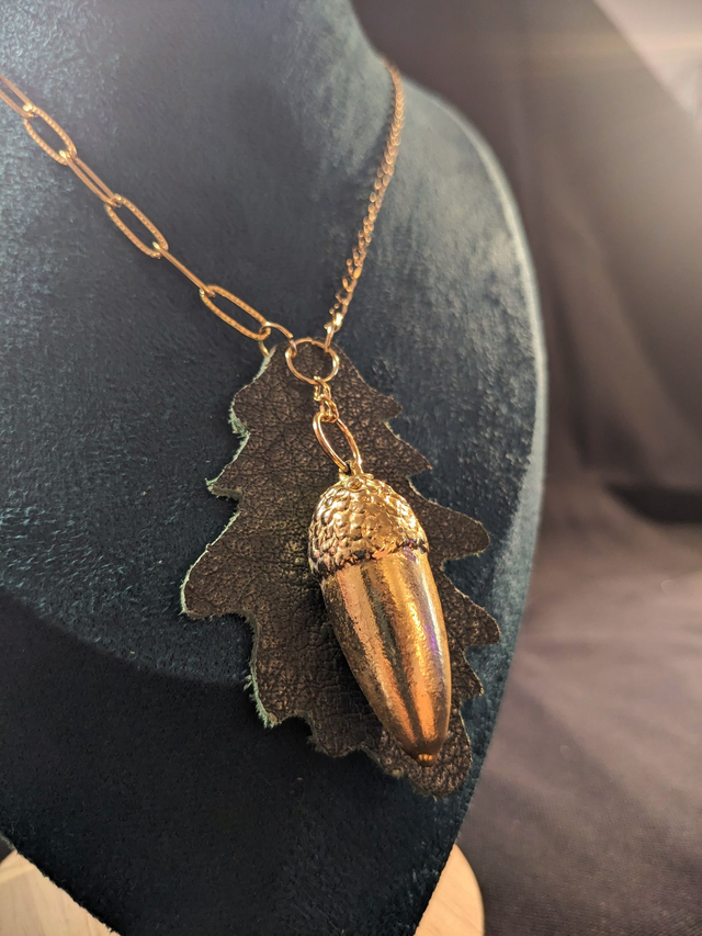 Aglan - Sautoir Gland Or 24k, Cuir