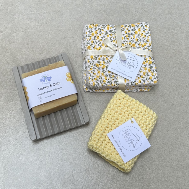 Luxury bathroom gift sets (lemon and grey)