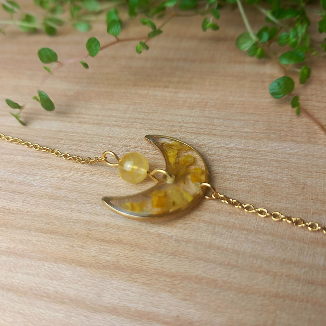 Bracelet doré · Luna Fleurs séchées et pierre naturelle