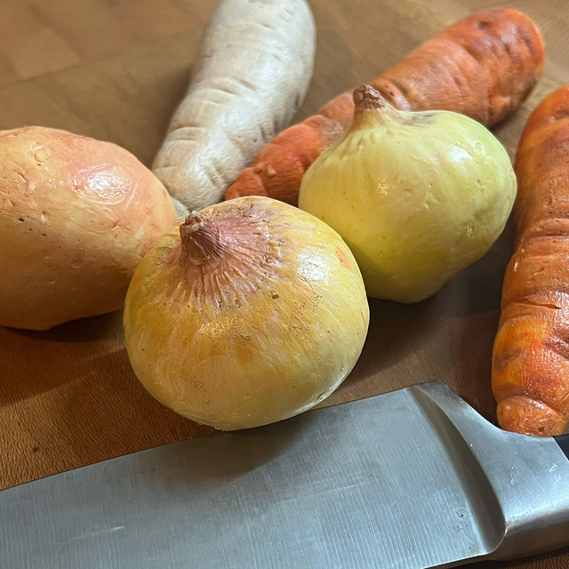 Bronze Chocolate Onion