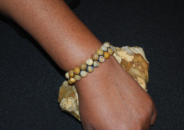 Bracelet en pierre de soleil