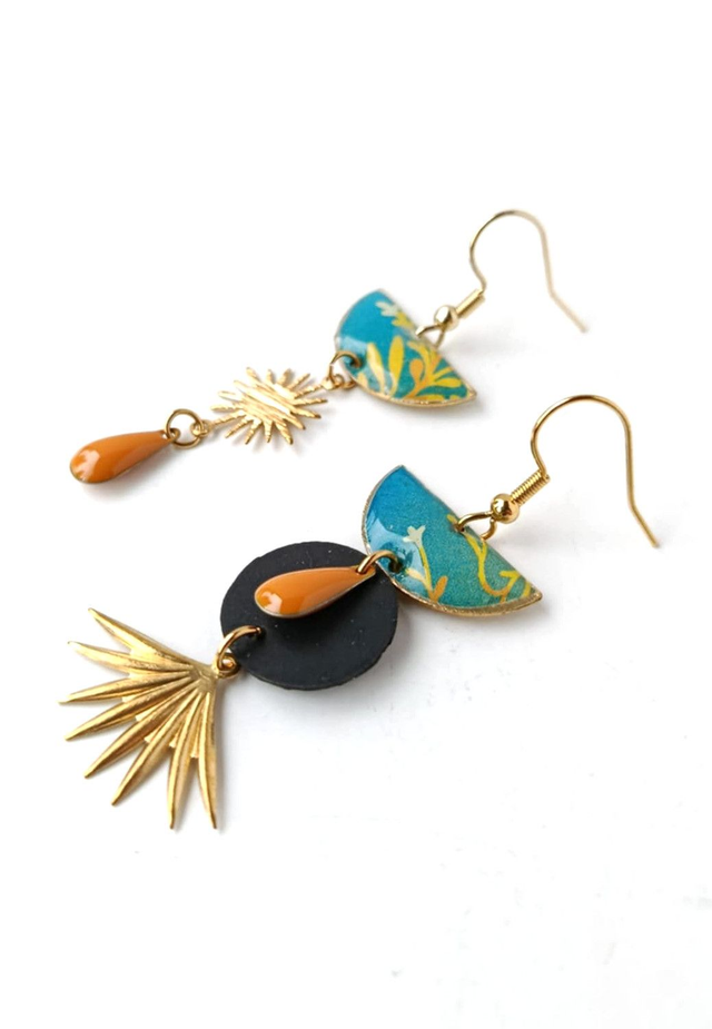 Boucles d'oreilles Asymétriques Upcyclées en Chambre à Air et Papier Recyclés - Solaires