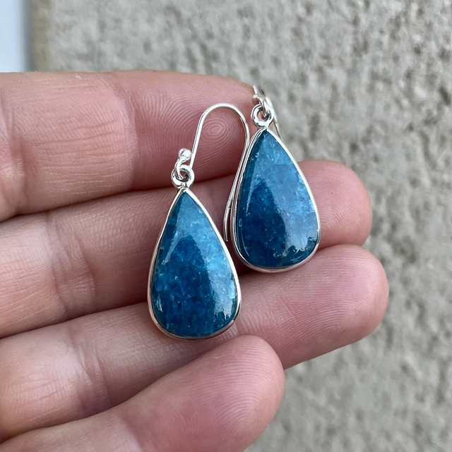 Boucles d’oreilles en Apatite de qualité sublime 