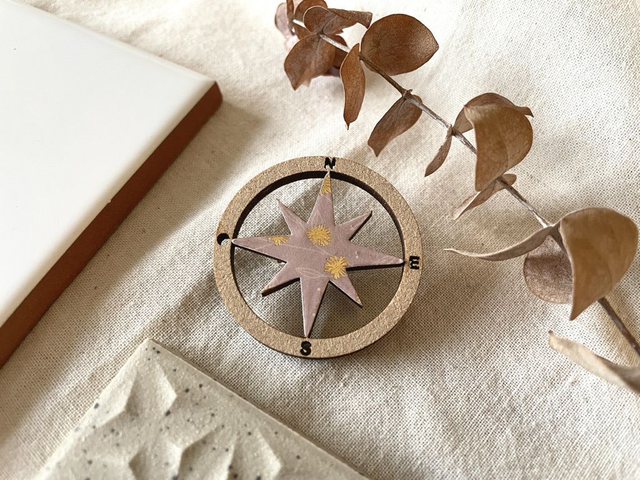 Broche Rose Des Vents - Couleurs variées