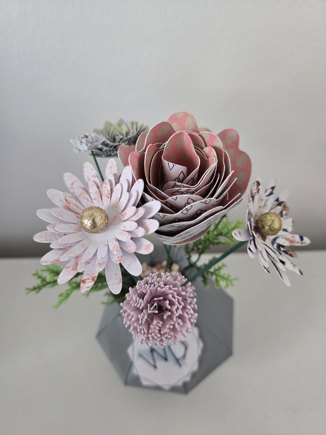 Bouquet de fleurs en papier – Élégance durable pour votre intérieur