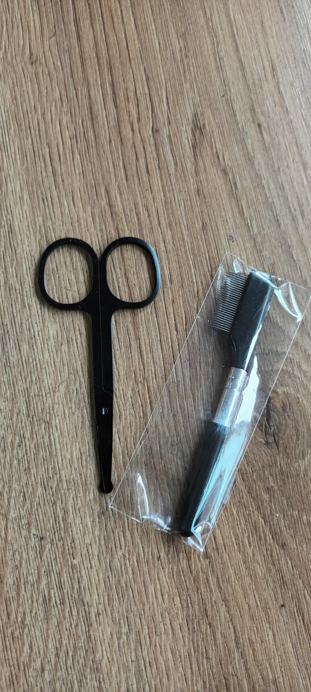 Mini paw and face scissor set 