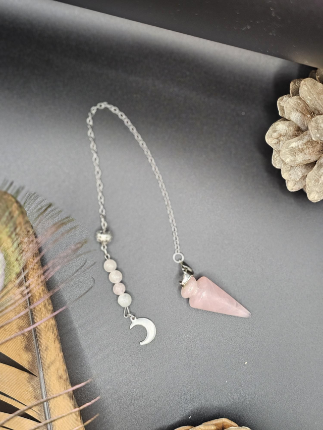 Pendule en quartz rose 