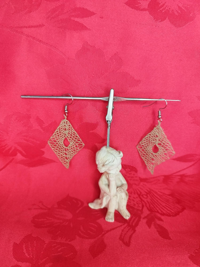 Boucles d&#039;oreilles losange brun ocre